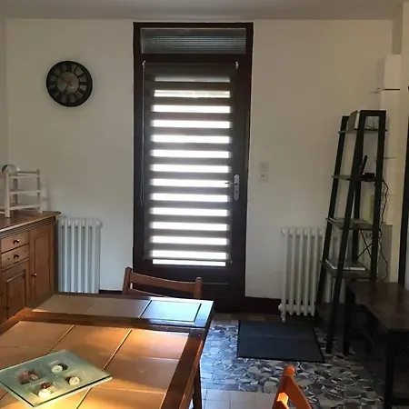 Le Dom'aisne A Zabeth, Lieu Simple Et Paisible *** * Chevregny